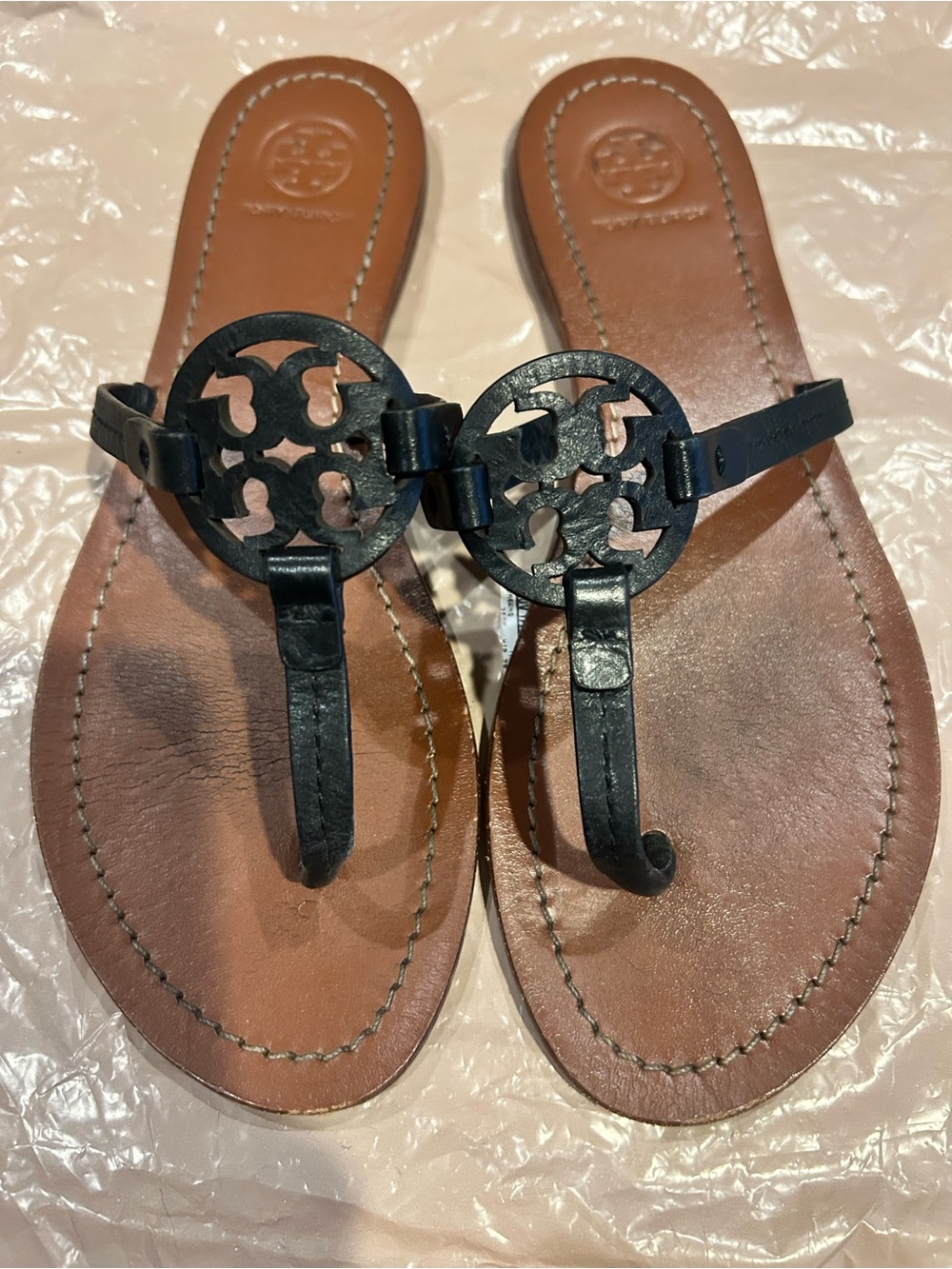 Tory Burch Black Leather Logo Thong Sandals with Brown Footbed